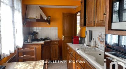 House 7 rooms of 144 m² in Arpajon (91290)