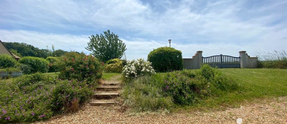 Maison traditionnelle 8 pièces de 140 m² à Maintenon (28130)