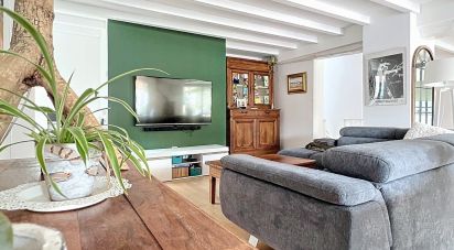 Village house 4 rooms of 145 m² in Saint-Sauveur-d'Aunis (17540)