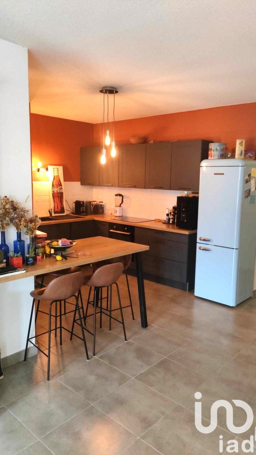 Appartement 4 pièces de 100 m² à Nîmes (30000)