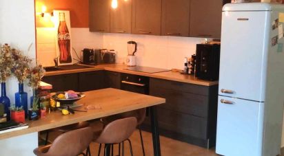 Appartement 4 pièces de 100 m² à Nîmes (30000)