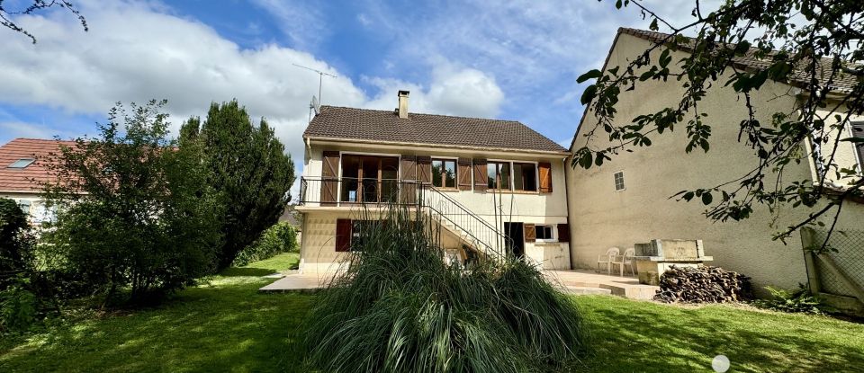 House 5 rooms of 118 m² in Liverdy-en-Brie (77220)