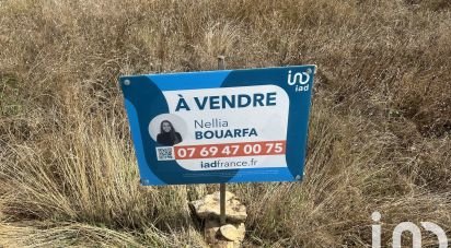 Land of 750 m² in Les Mées (04190)