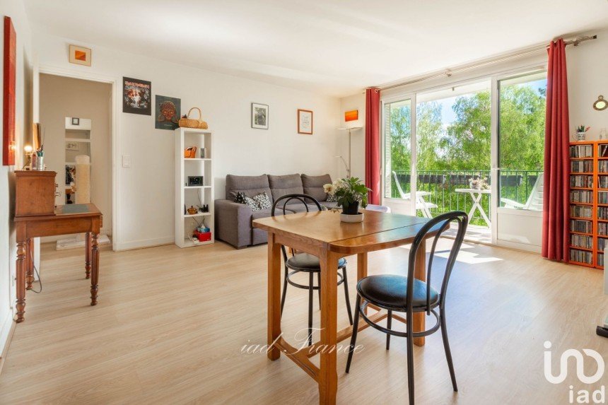 Appartement 4 pièces de 76 m² à Chatou (78400)