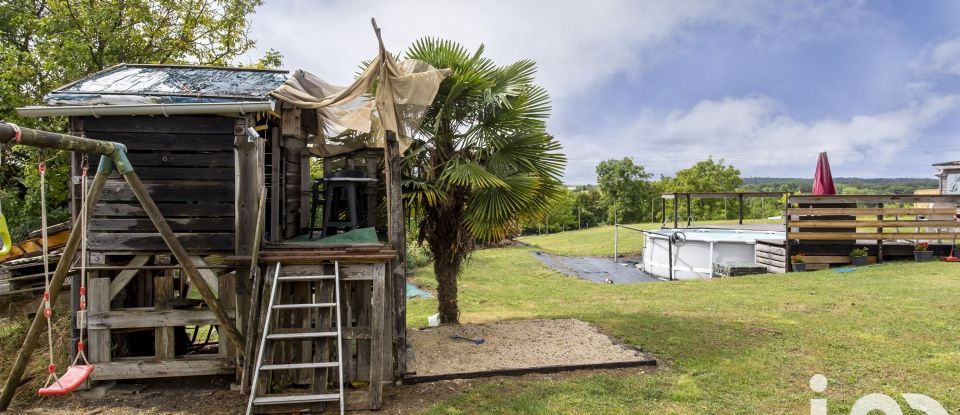 Maison 5 pièces de 135 m² à Reignac (16360)