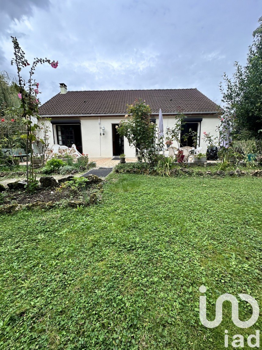 Maison 4 pièces de 90 m² à Saint-Arnoult-en-Yvelines (78730)