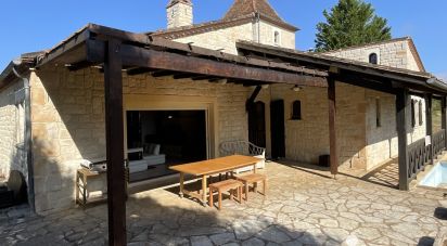 Maison de campagne 5 pièces de 145 m² à Grézels (46700)