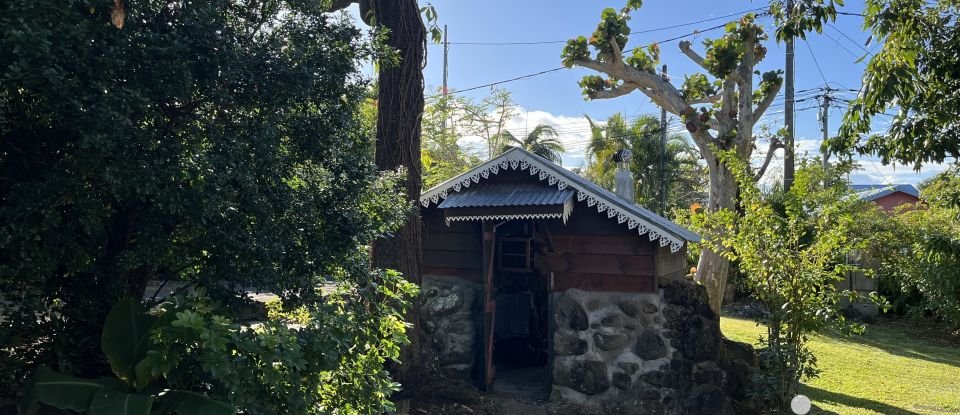 Maison traditionnelle 5 pièces de 145 m² à Saint-Joseph (97480)