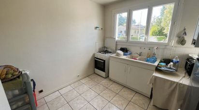 Appartement 3 pièces de 56 m² à Parthenay (79200)