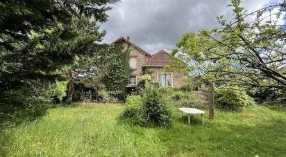 House 7 rooms of 158 m² in Sainte-Geneviève-des-Bois (91700)