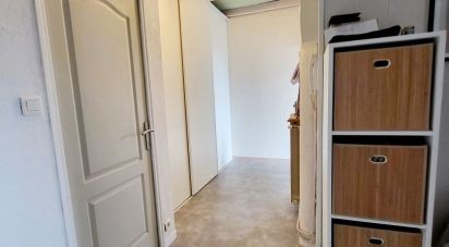 Apartment 3 rooms of 88 m² in Marseille (13015)