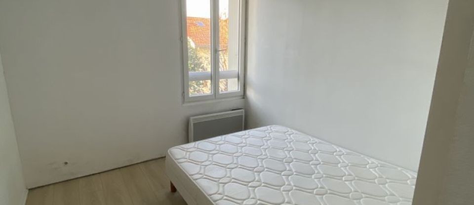 Apartment 3 rooms of 52 m² in Bordeaux (33000)