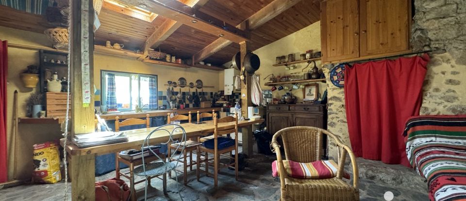 Country house 1 room of 53 m² in Tuchan (11350)