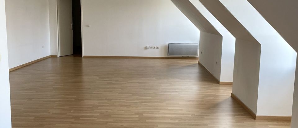 Appartement 4 pièces de 91 m² à Magny-le-Hongre (77700)