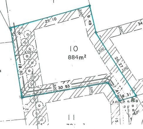 Land of 884 m² in Saint-Avertin (37550)