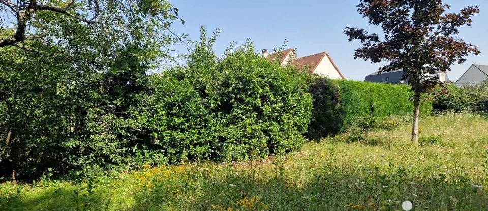 Land of 884 m² in Saint-Avertin (37550)