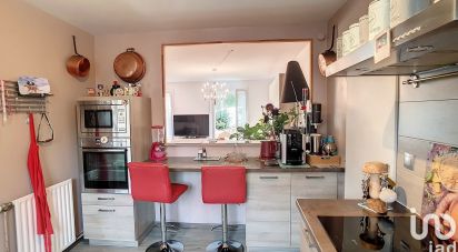 House 6 rooms of 114 m² in Amilly (45200)