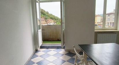 Apartment 3 rooms of 65 m² in Sain-Bel (69210)