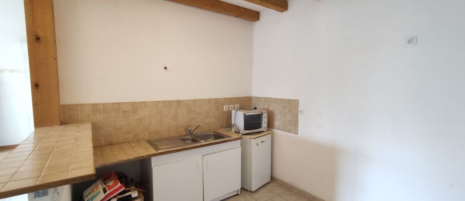 Maison 14 pièces de 350 m² à Montmorillon (86500)