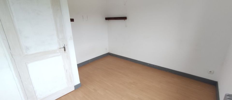 Maison 14 pièces de 350 m² à Montmorillon (86500)