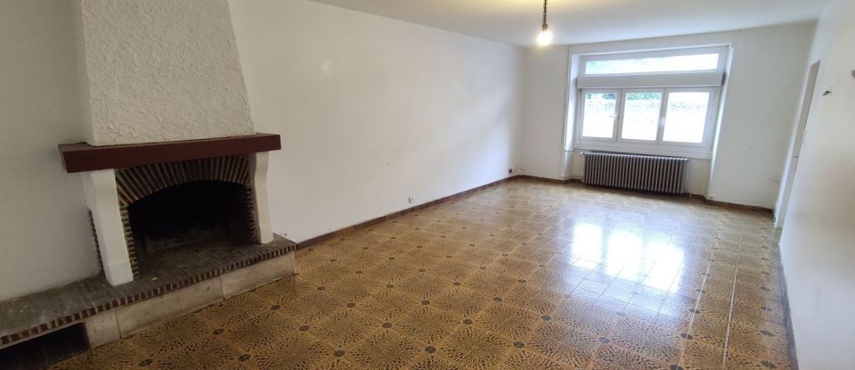 Maison 14 pièces de 350 m² à Montmorillon (86500)