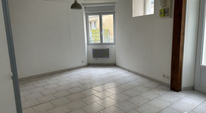 Maison 2 pièces de 40 m² à Bessé-sur-Braye (72310)