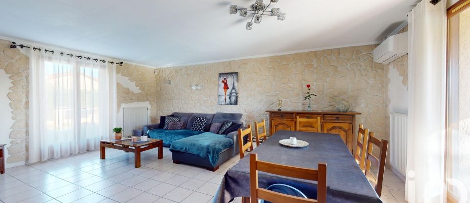 Maison 5 pièces de 115 m² à Saint-Priest (69800)