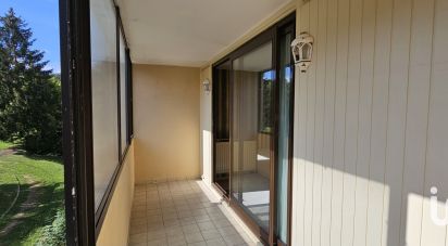 Appartement 5 pièces de 101 m² à Guyancourt (78280)