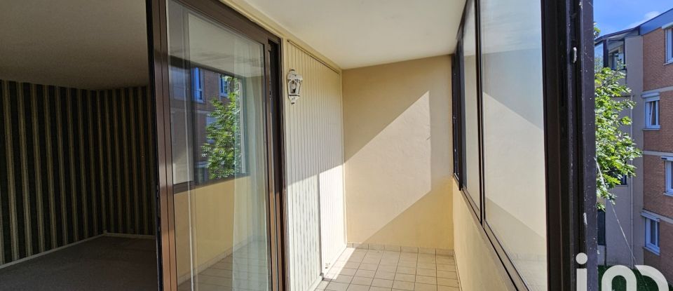 Apartment 5 rooms of 101 m² in Guyancourt (78280)