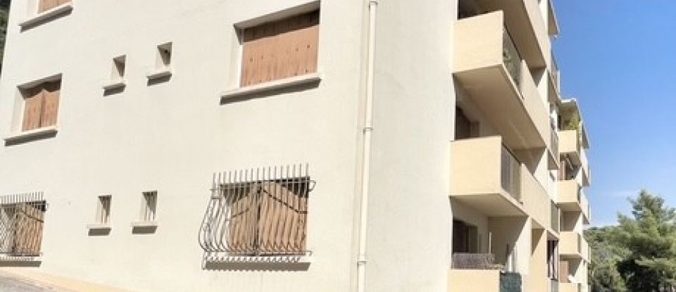 Apartment 3 rooms of 54 m² in Toulon (83200)