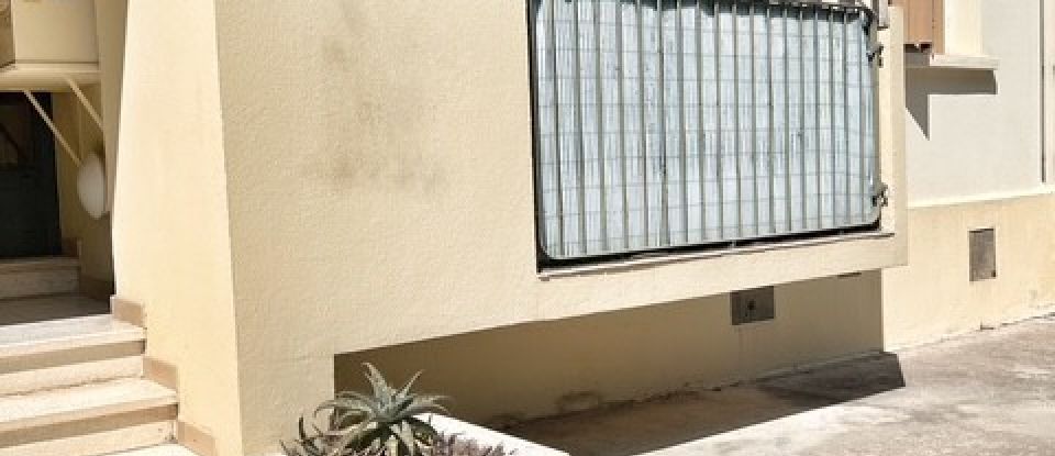 Appartement 3 pièces de 54 m² à Toulon (83200)