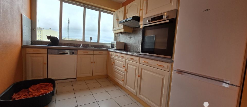 Apartment 5 rooms of 83 m² in Brest (29200)