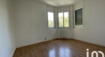 Appartement 4 pièces de 89 m² à Le Chambon-Feugerolles (42500)