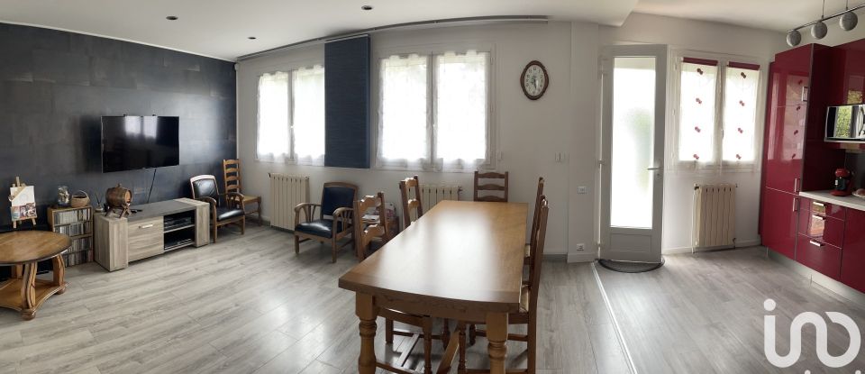 Traditional house 4 rooms of 83 m² in Domont (95330)