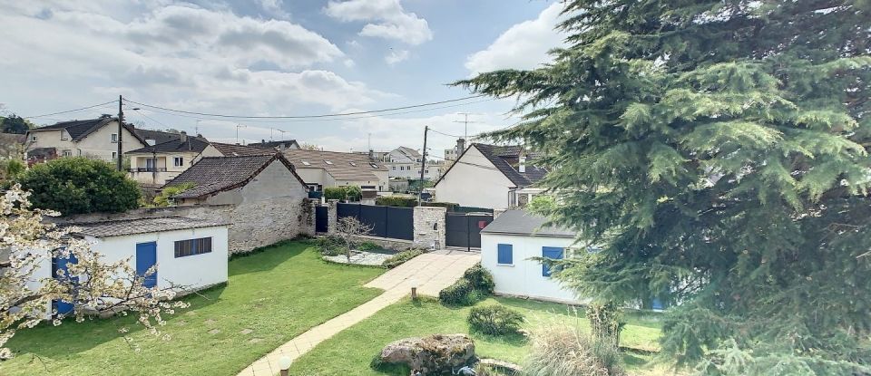 Maison 7 pièces de 205 m² à Dammarie-les-Lys (77190)