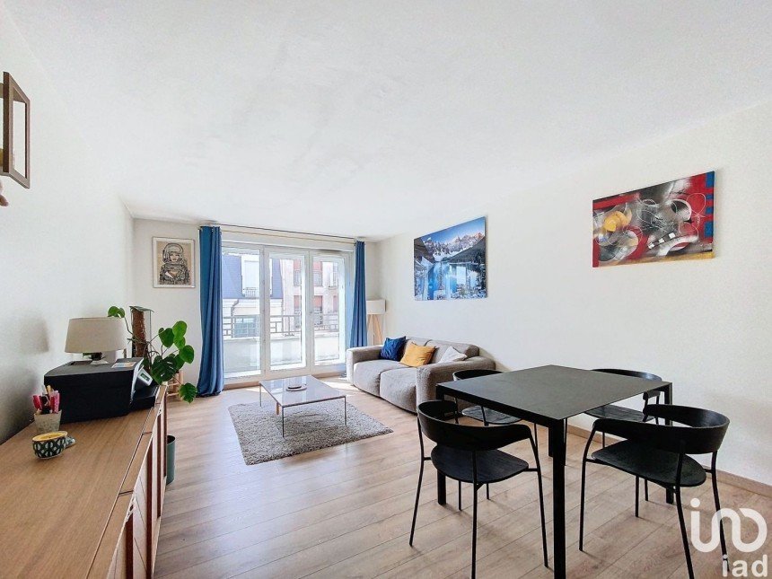 Apartment 4 rooms of 83 m² in Asnières-sur-Seine (92600)