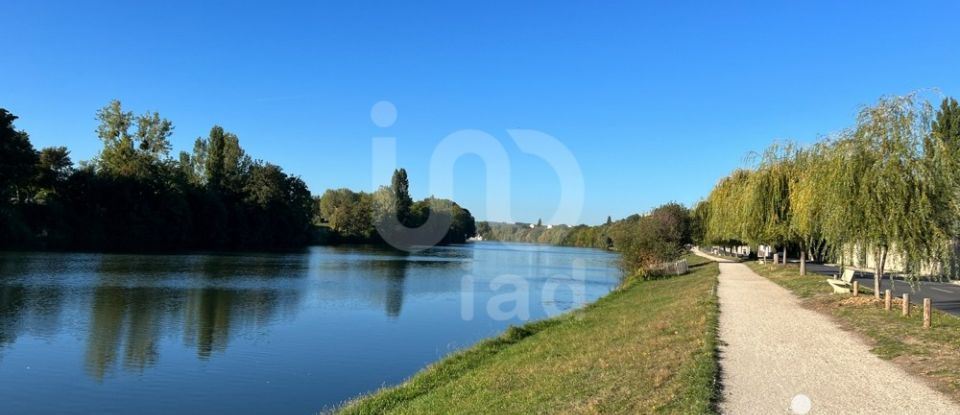 Maison 4 pièces de 82 m² à Carrières-sur-Seine (78420)