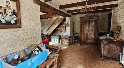 House 10 rooms of 222 m² in Virson (17290)