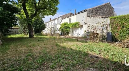 House 10 rooms of 222 m² in Virson (17290)