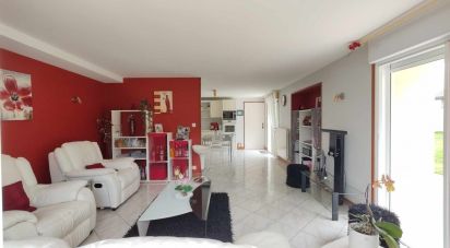 House 5 rooms of 100 m² in Marsais (17700)