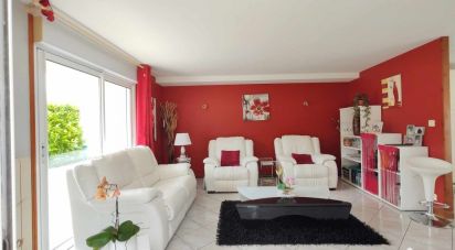 House 5 rooms of 100 m² in Marsais (17700)