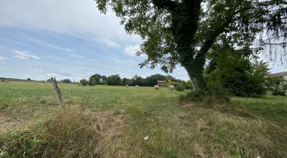 Terrain de 3 805 m² à Saint-Méard-de-Gurçon (24610)