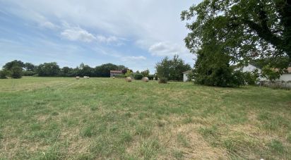 Terrain de 3 805 m² à Saint-Méard-de-Gurçon (24610)