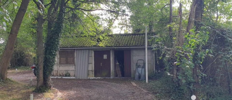 Longère 5 pièces de 95 m² à Bernay (27300)