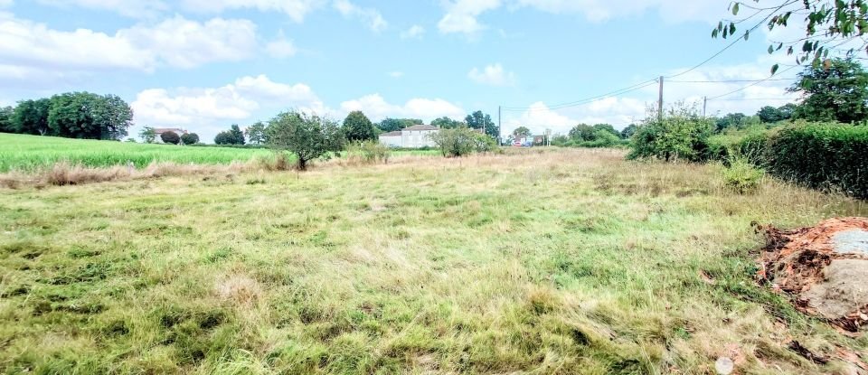 Maison 4 pièces de 72 m² à Chabrac (16150)