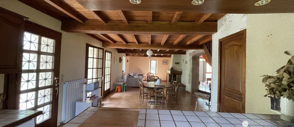 Maison de campagne 5 pièces de 175 m² à Dondas (47470)