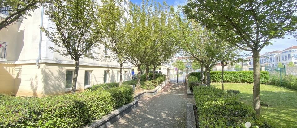 Appartement 4 pièces de 80 m² à Bussy-Saint-Georges (77600)