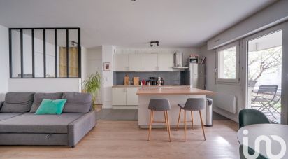 Appartement 3 pièces de 65 m² à Bordeaux (33000)