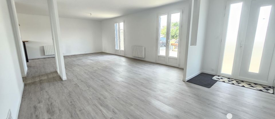 Maison 4 pièces de 108 m² à Médis (17600)