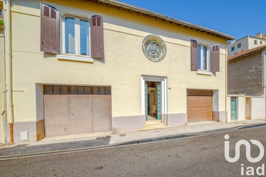 Maison de ville 4 pièces de 105 m² à Nîmes (30900)